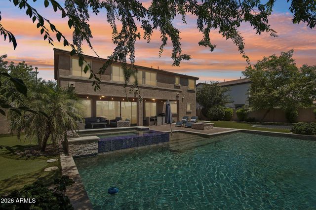 359 E Frances Lane, Gilbert, AZ 85295
