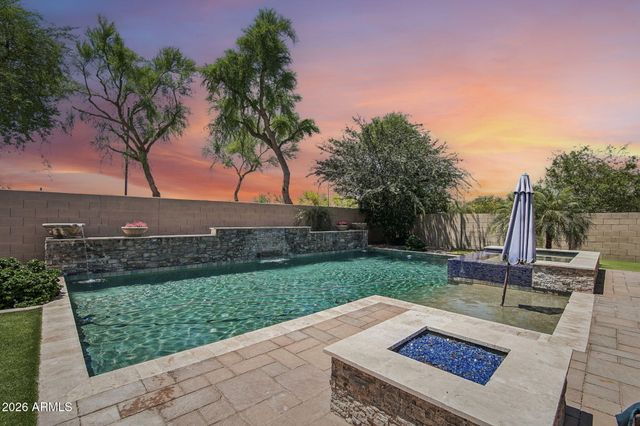 359 E Frances Lane, Gilbert, AZ 85295