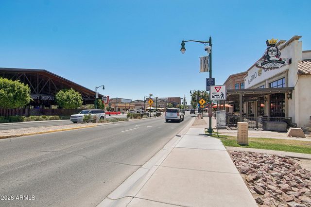 359 E Frances Lane, Gilbert, AZ 85295