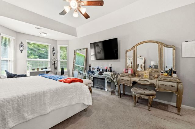 30985 Laurel Creek Lane, Conroe, TX 77385
