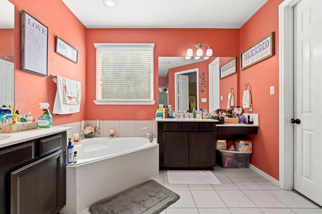 30985 Laurel Creek Lane, Conroe, TX 77385
