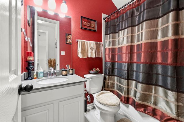 30985 Laurel Creek Lane, Conroe, TX 77385