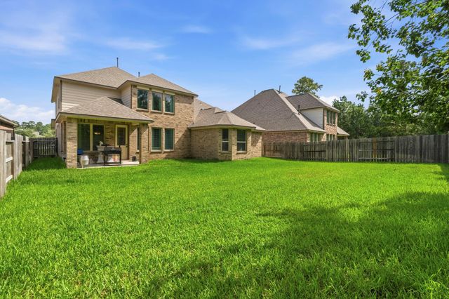 30985 Laurel Creek Lane, Conroe, TX 77385