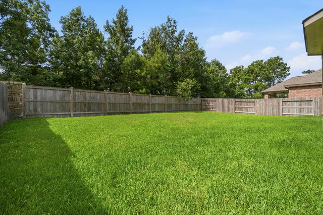 30985 Laurel Creek Lane, Conroe, TX 77385