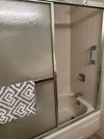 9433 HARBOR GREENS WAY 504, Seminole, FL 33776