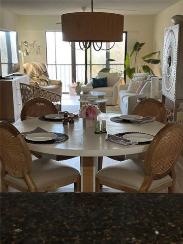 9433 HARBOR GREENS WAY 504, Seminole, FL 33776