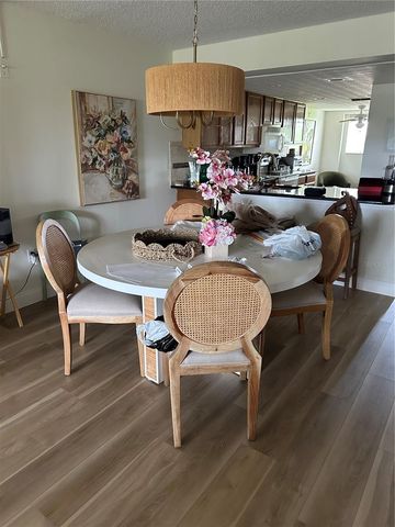 9433 HARBOR GREENS WAY 504, Seminole, FL 33776