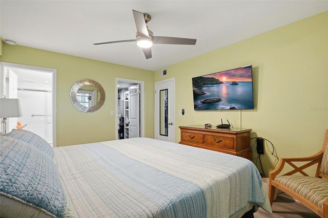 11201 80TH AVE 102, Seminole, FL 33772