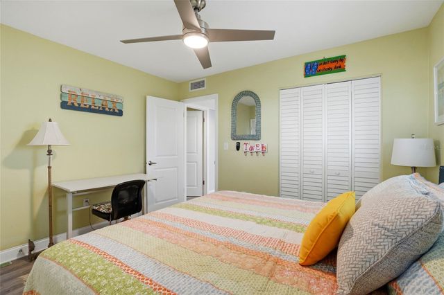 11201 80TH AVE 102, Seminole, FL 33772