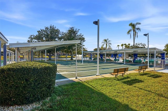 11201 80TH AVE 102, Seminole, FL 33772