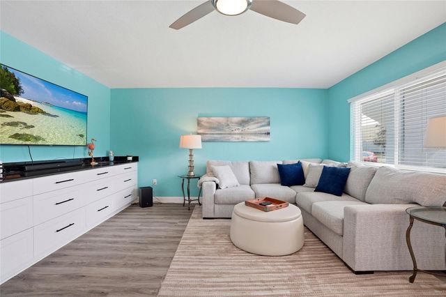 11201 80TH AVE 102, Seminole, FL 33772