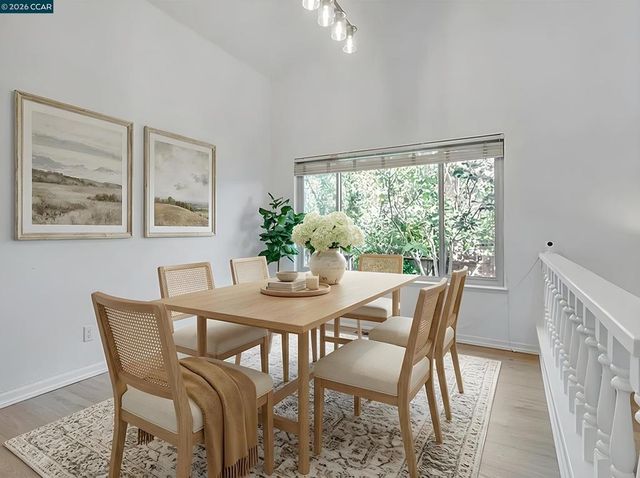 2307 Oak Glen Cir, Martinez, CA 94553