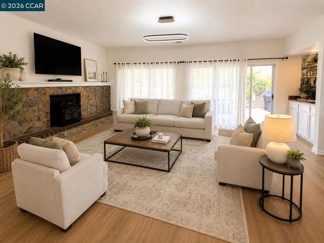2307 Oak Glen Cir, Martinez, CA 94553