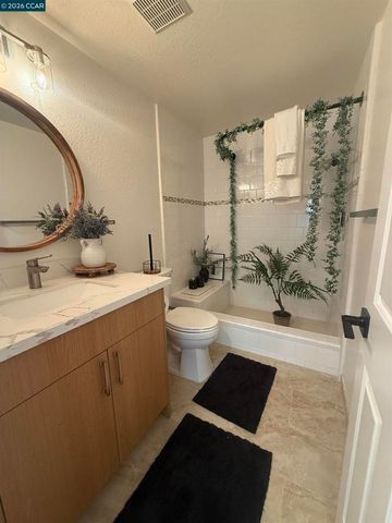 2307 Oak Glen Cir, Martinez, CA 94553
