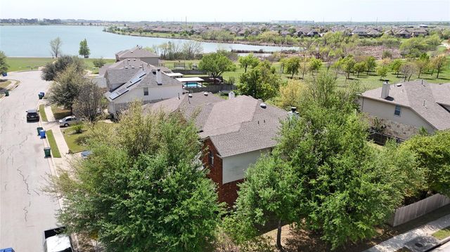 18320 Lake Edge CT, Pflugerville, TX 78660