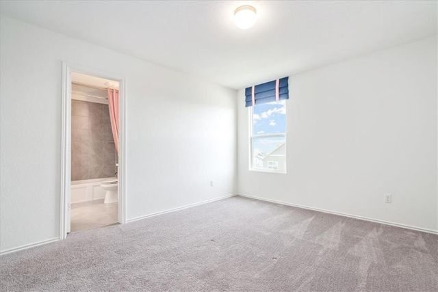 105 Wind Flower LN, Liberty Hill, TX 78642