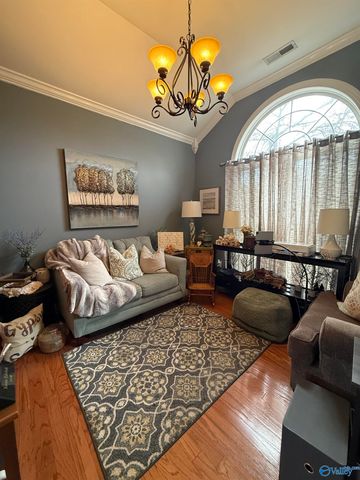 57 Livingstone Lane, Decatur, AL 35603