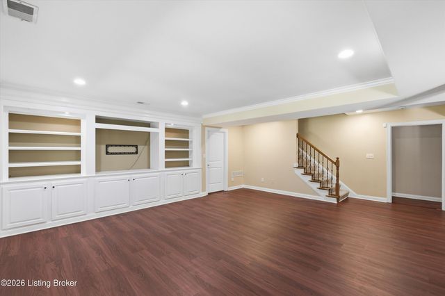 3528 Hedgewick Pl, Louisville, KY 40245