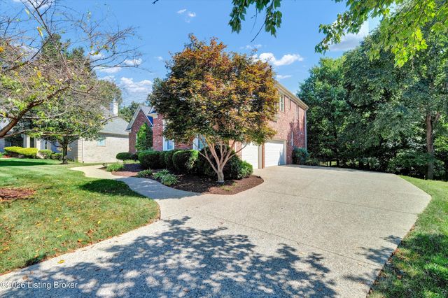 3528 Hedgewick Pl, Louisville, KY 40245