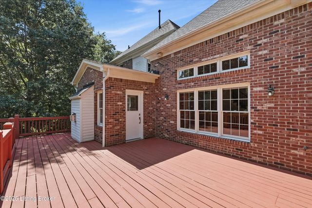 3528 Hedgewick Pl, Louisville, KY 40245