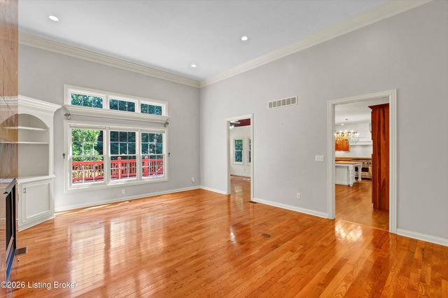 3528 Hedgewick Pl, Louisville, KY 40245