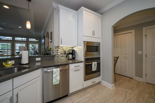 68 Ocale Ct, St Augustine, FL 32084