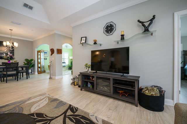 68 Ocale Ct, St Augustine, FL 32084