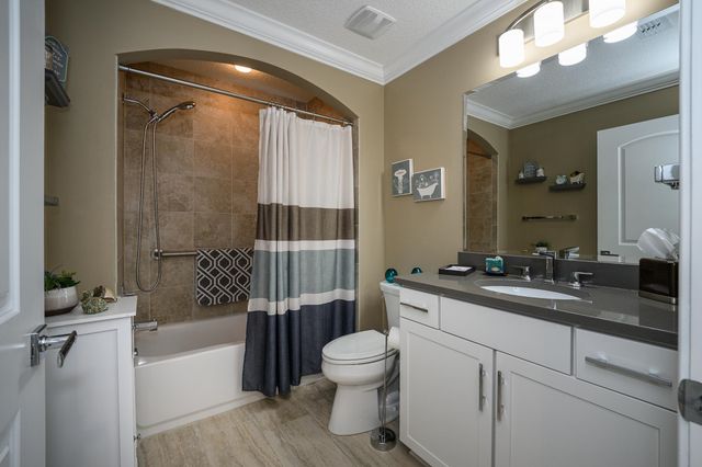 68 Ocale Ct, St Augustine, FL 32084