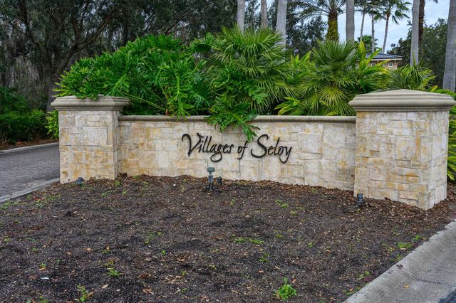 68 Ocale Ct, St Augustine, FL 32084