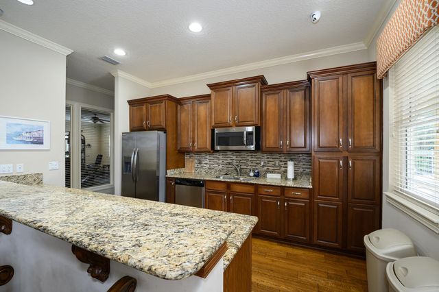 68 Ocale Ct, St Augustine, FL 32084