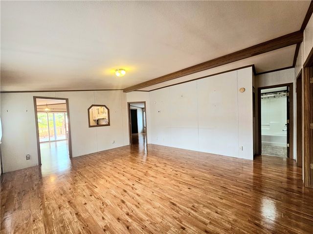 26 Kelly Lane, Coventry, RI 02816