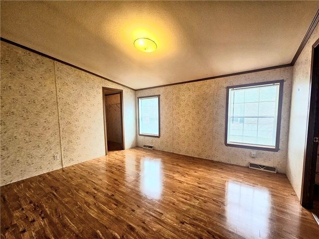 26 Kelly Lane, Coventry, RI 02816