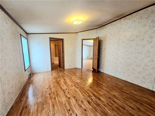 26 Kelly Lane, Coventry, RI 02816