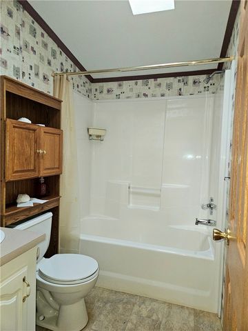 26 Kelly Lane, Coventry, RI 02816