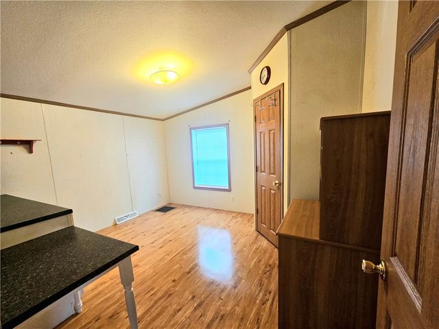 26 Kelly Lane, Coventry, RI 02816