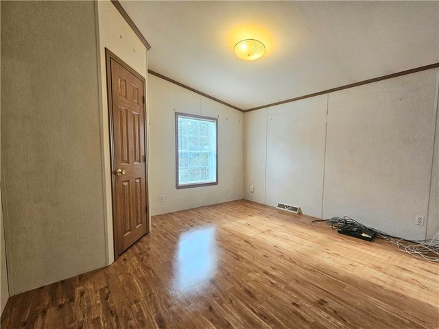 26 Kelly Lane, Coventry, RI 02816