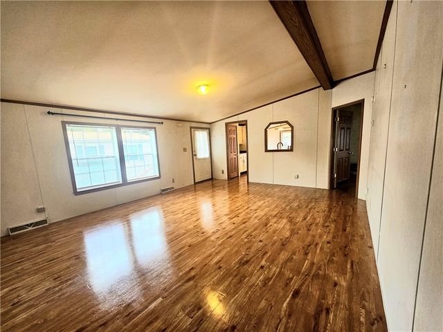 26 Kelly Lane, Coventry, RI 02816