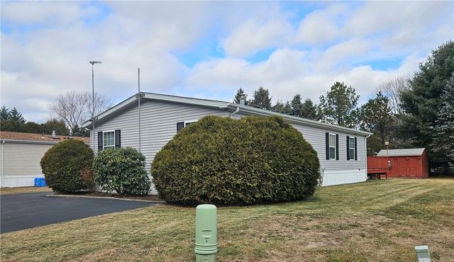 26 Kelly Lane, Coventry, RI 02816