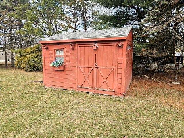 26 Kelly Lane, Coventry, RI 02816