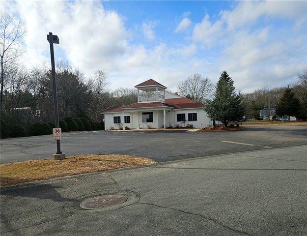 26 Kelly Lane, Coventry, RI 02816