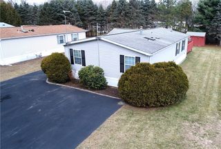 26 Kelly Lane, Coventry, RI 02816