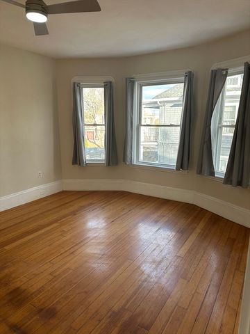 9 Station Rd. 2, Salem, MA 01970