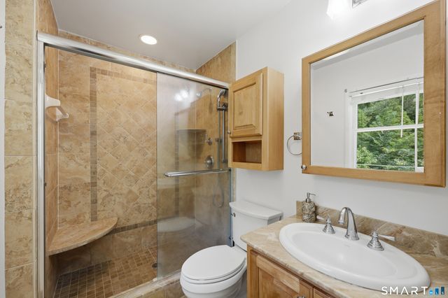 207 Barncroft Road, Stamford, CT 06902