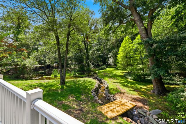 207 Barncroft Road, Stamford, CT 06902