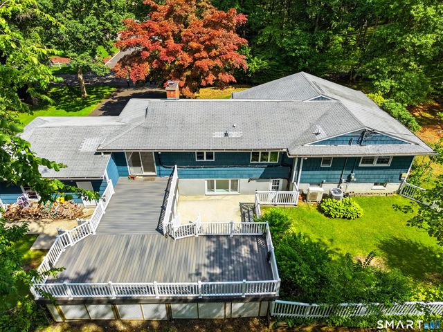 207 Barncroft Road, Stamford, CT 06902