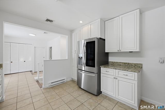207 Barncroft Road, Stamford, CT 06902
