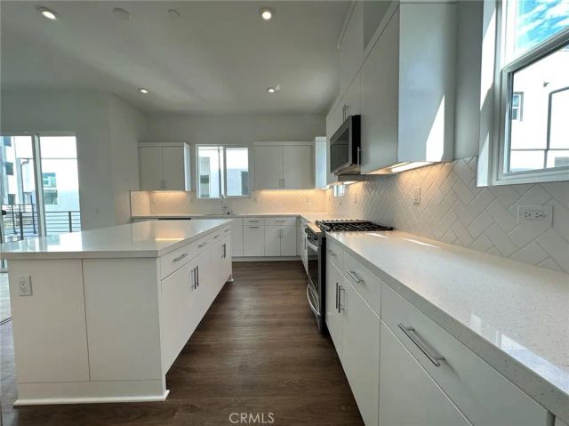 1723 W Cara Dr, Anaheim, CA 92805