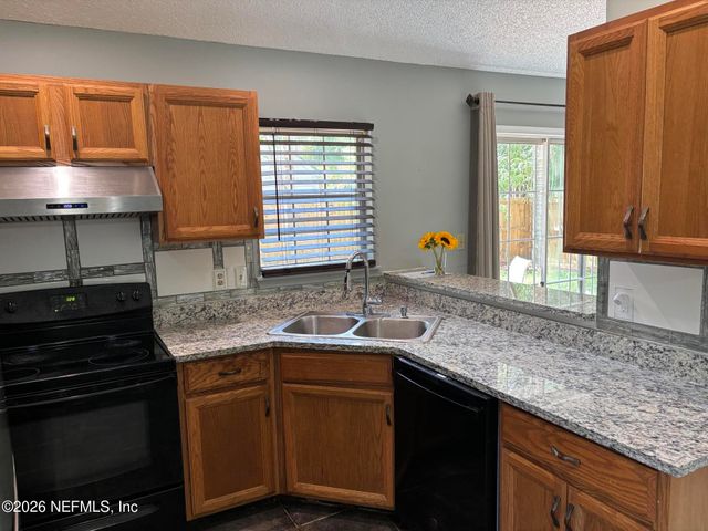 7750 MANASSAS Court E, Jacksonville, FL 32277