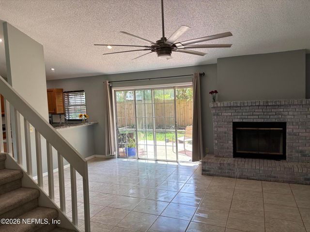 7750 MANASSAS Court E, Jacksonville, FL 32277
