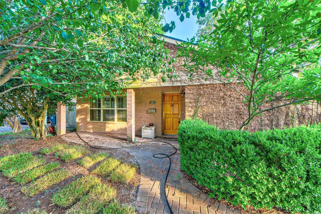 3023 Conway Street, Houston, TX 77025